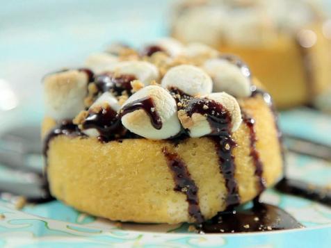 Grilled S'mores Cakes