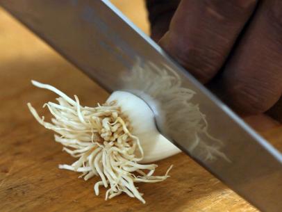 How To Cut Shallots (Step-By-Step Guide)