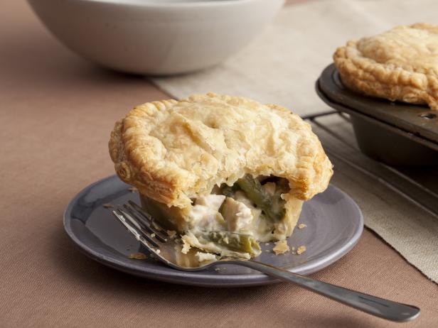 Second Day Turkey and String Bean Pot Pies; Sunny Anderson