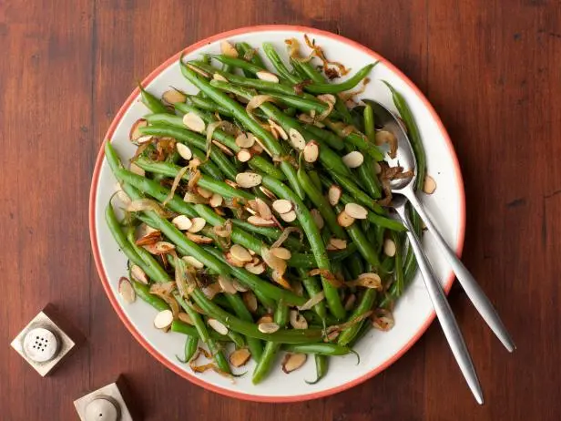 Green Beans with Caramelized Onions and Almonds Recipe | Tyler Florence ...