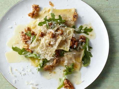 Ricotta and Walnut Ravioli with Arugula