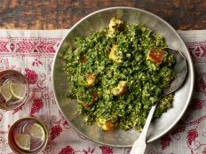 Eat homemade Indian food tonight with Aarti Sequeira's Saag Paneer: Spinach with Indian Cheese recipe from Aarti Party on Food Network.