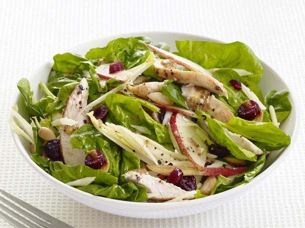 Spinach, Pear and Chicken Salad image