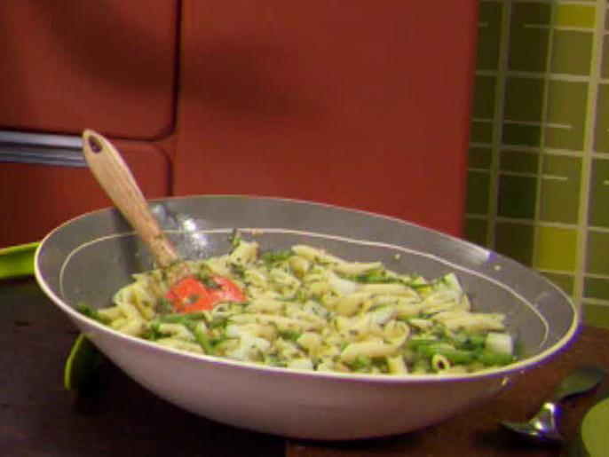 Mixed Herb Pesto Penne Recipe Rachael Ray Food Network