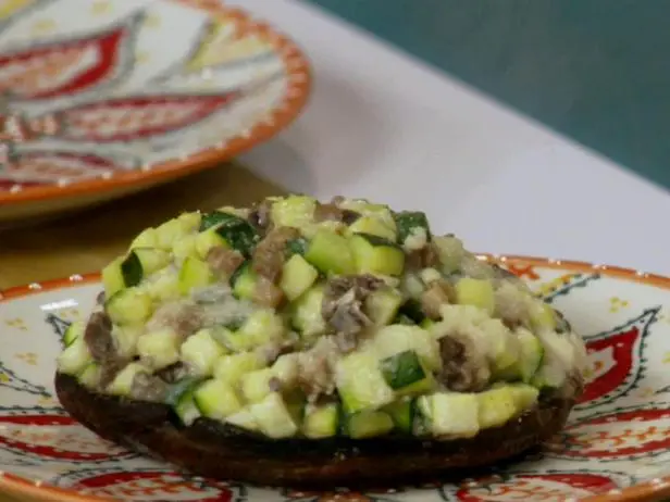 Stuffed 'n Squashed Mushroom Foil Pack Recipe | Food Network
