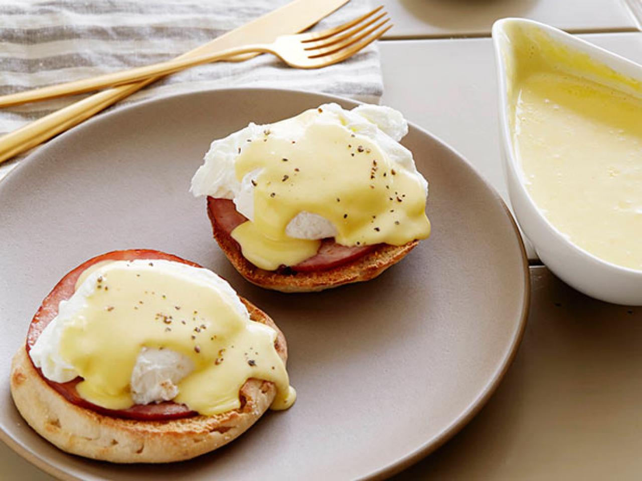 Easy Blender Hollandaise Sauce - Simply Delicious