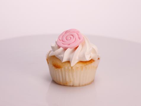 Champagne Cupcakes with Italian Buttercream
