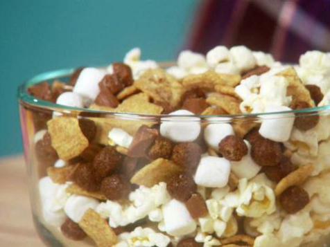 Chewy S'mores Snack Mix
