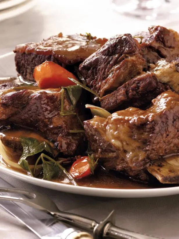 Slow Cooker Short Ribs