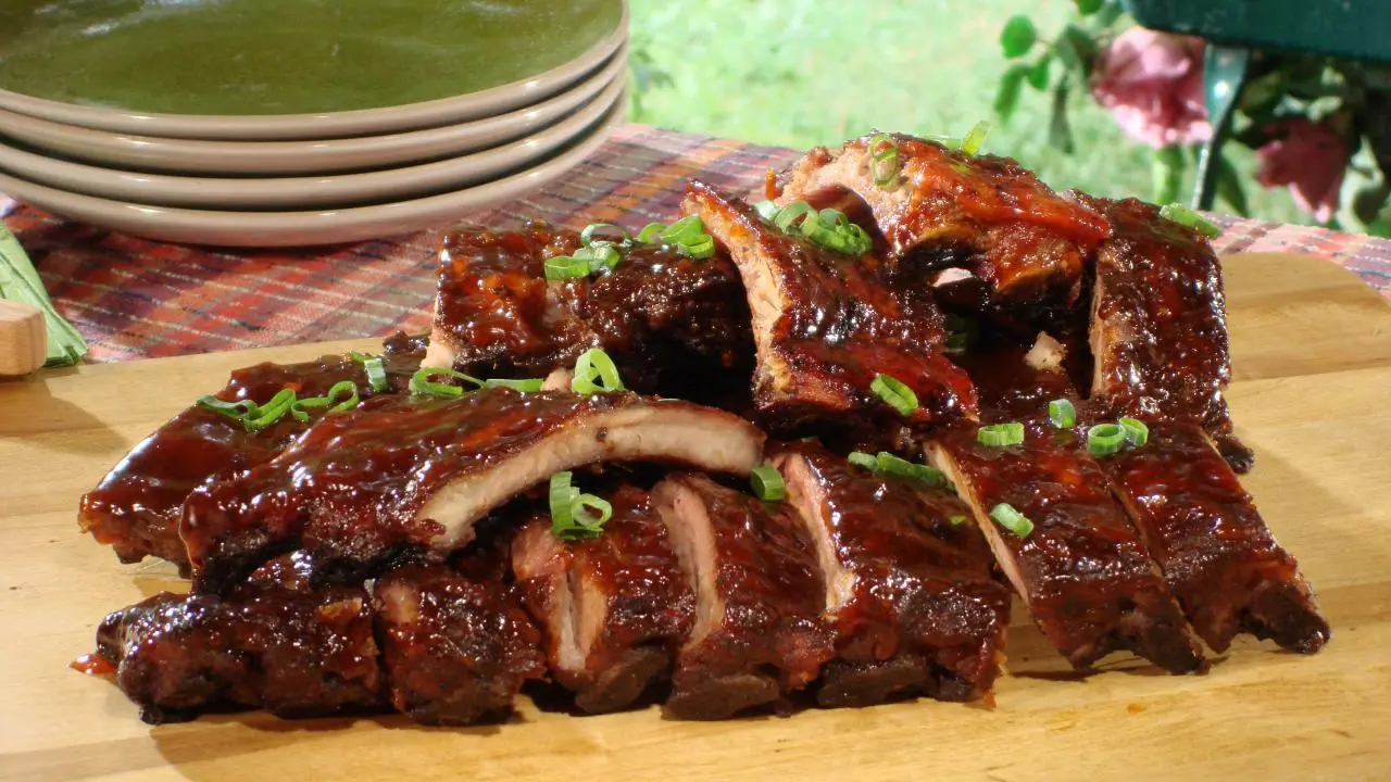 Sweet and Spicy Asian Barbecued Ribs