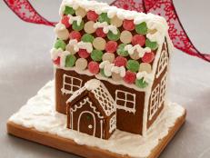 FN_Beatrice Ojakangas Gingerbread House 4 Alt.tif