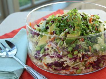 Ty's Thai Salad Recipe | Trisha Yearwood | Food Network