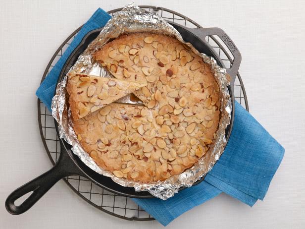 Skillet Almond Shortbread