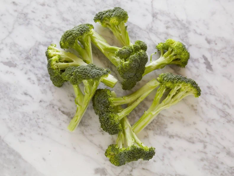 100 Cal 9 Broccoli Spears 2.tif