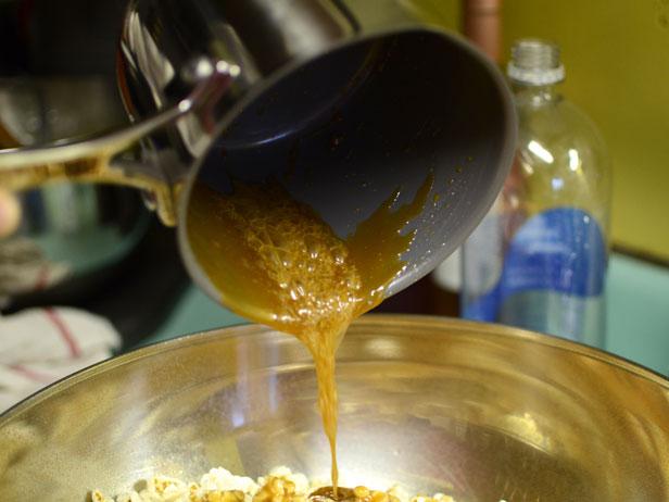 pouring hot caramel