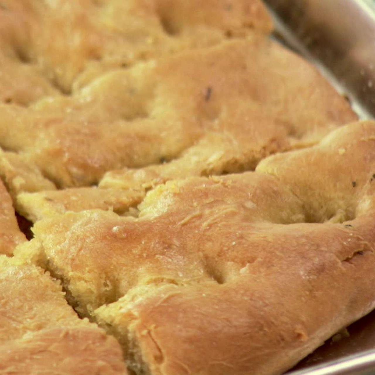 How to Make Focaccia Bread- Baker Bettie