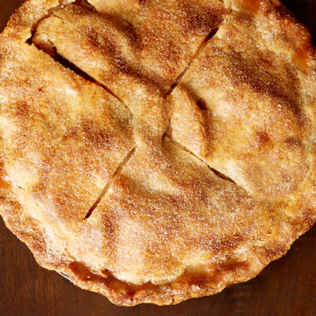 How to Bake an Apple or Any Fruit Pie in Half the Time!