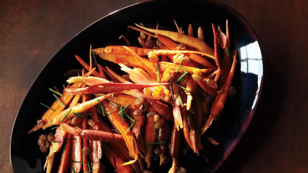 Carrots With Raisin-Fennel Vinaigrette