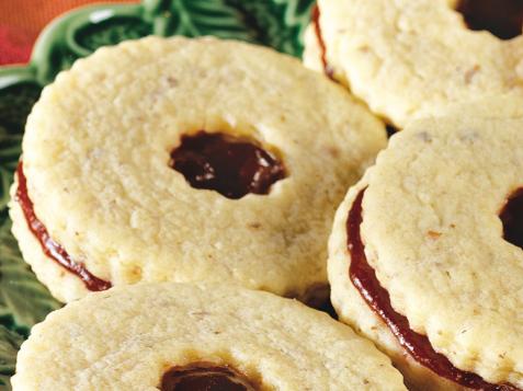 Raspberry Linzer Rounds