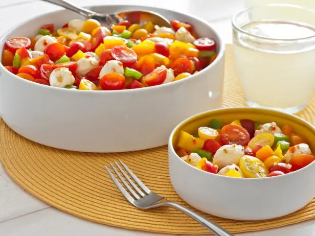 Sunny's Quick Tomato, Peppers and Mozzarella Salad Recipe | Sunny Anderson | Food Network