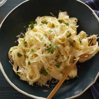 FN_FN Kitchens Fettuccine Alfredo.tif