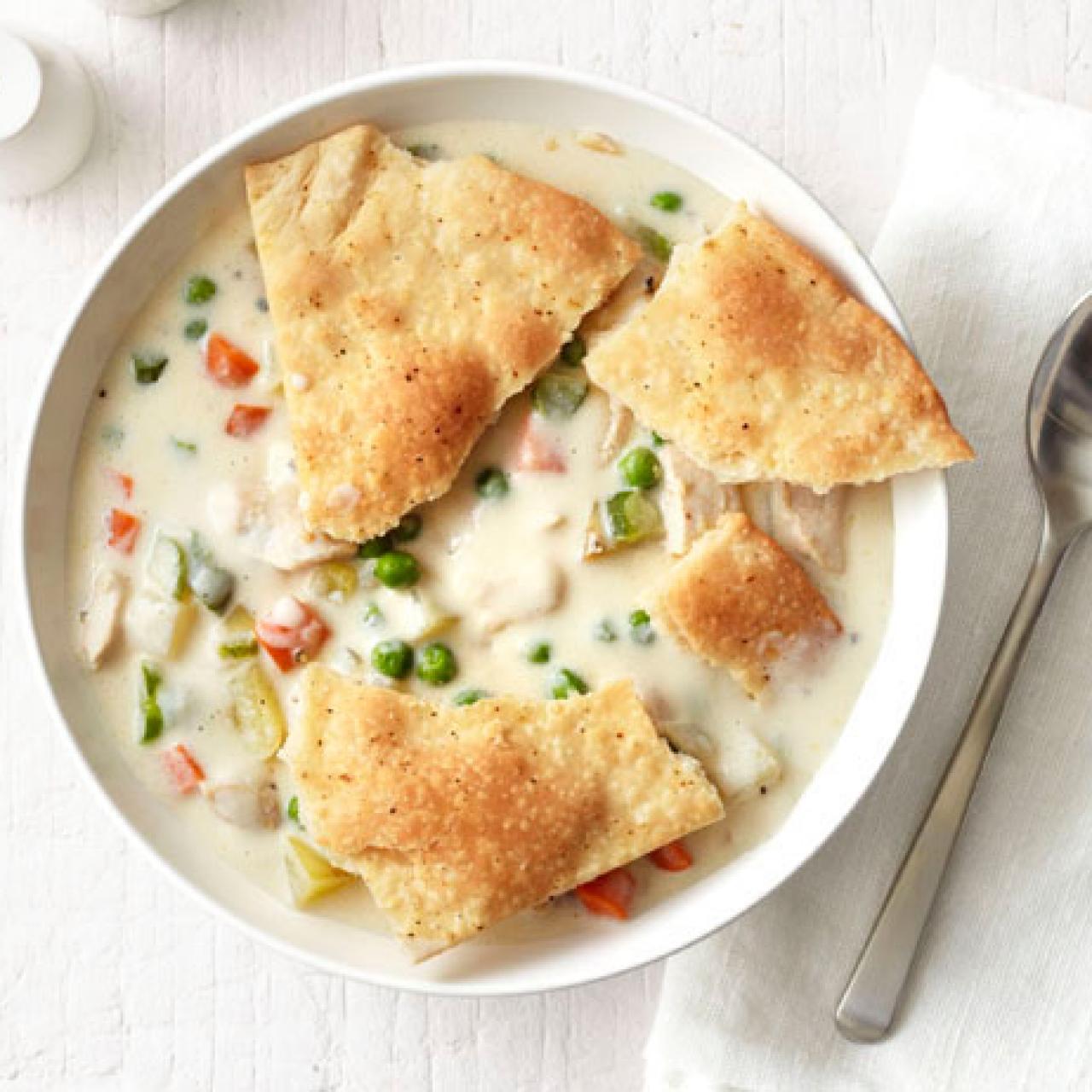 Chicken Pot Pie Soup (VIDEO) 