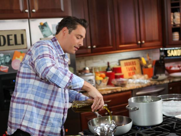 Holiday Sandwiches With Jeff Mauro