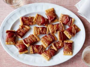 FN_Thanksgiving-Live-Ree-Holiday-Bacon-Appetizer_s4x3