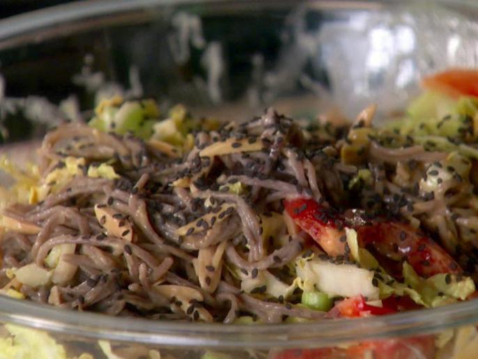 Soba Noodle Salad Recipe Giada De Laurentiis Food Network