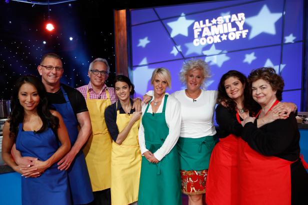 Food Network All-Star Family Cook-Off