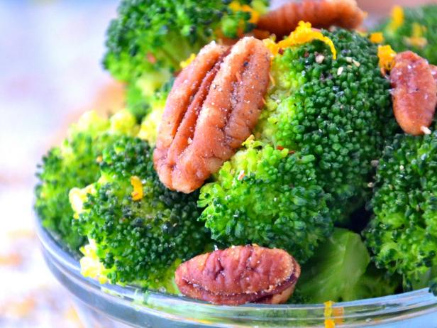 broccoli with pecans