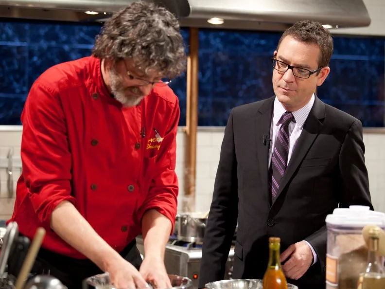 Host Ted Allen checks in with Chef Rob Evans, as seen on Food Network’s Chopped Champions, Season 14.