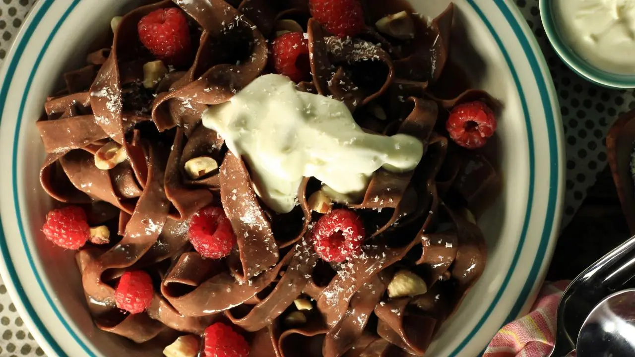 Chocolate Pasta with Chocolate Hazelnut Cream Sauce, White Chocolate  Shavings and Fresh Berries