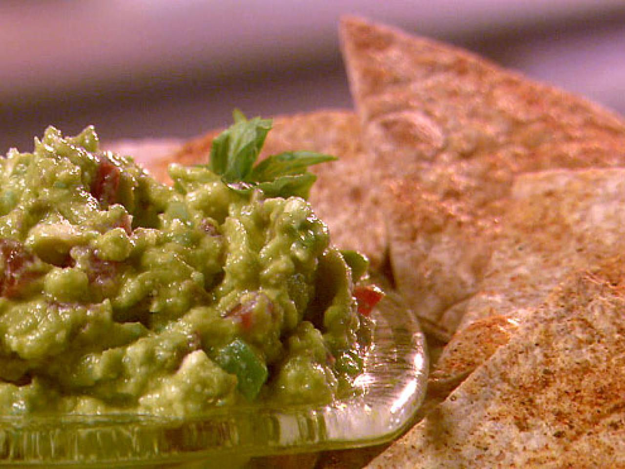 Spicy Basil Guacamole