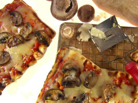 Grilled Mixed Mushroom Pizza