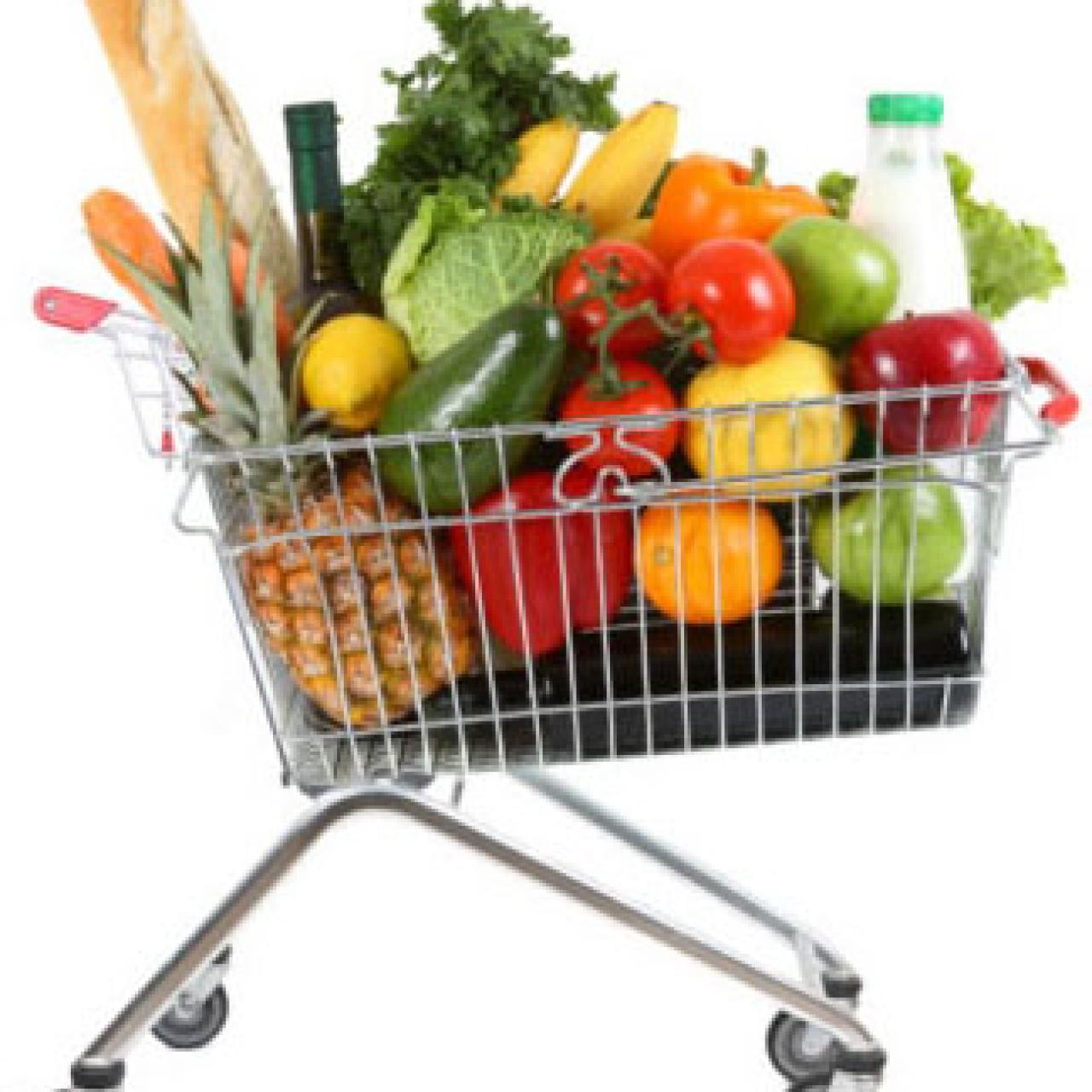 Shoppers Choose Healthier Groceries When Supermarkets Place Fruit