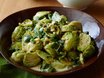 BRUSSEL SPROUTS SUPREME
Marcela Valladolid
Mexican Made Easy/Great Side Dishes
Food Network
Butter, Brussel Sprouts, Chicken Broth, Green Onions, Morita or Pasilla Chiles, Pine Nuts,
Heavy Cream, Salt, Pepper