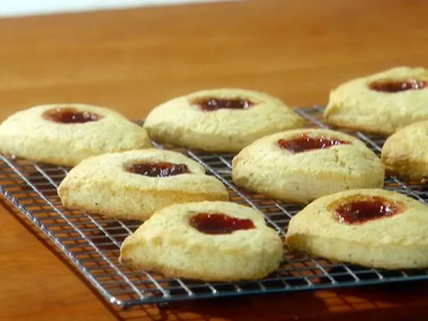 Strawberry and Rosemary Scones