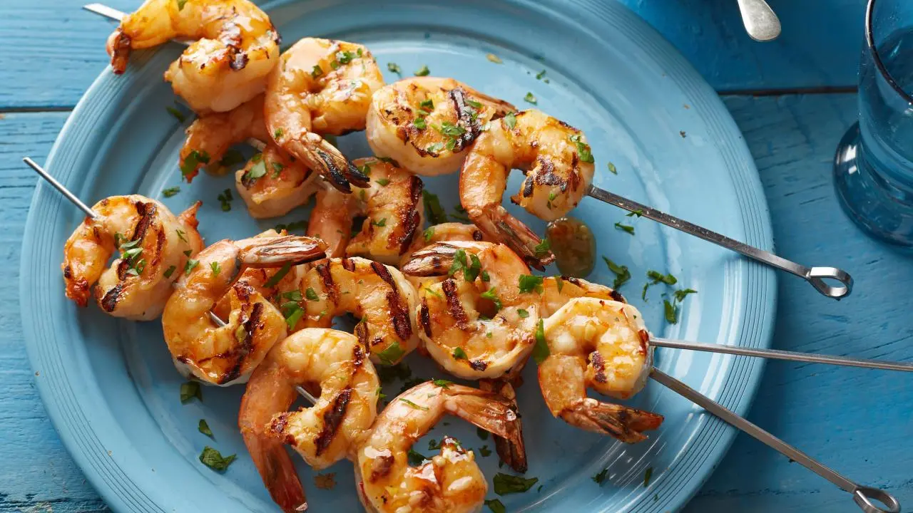 Grilled Shrimp with Chili Cocktail Sauce Recipe | Rachael Ray | Food ...