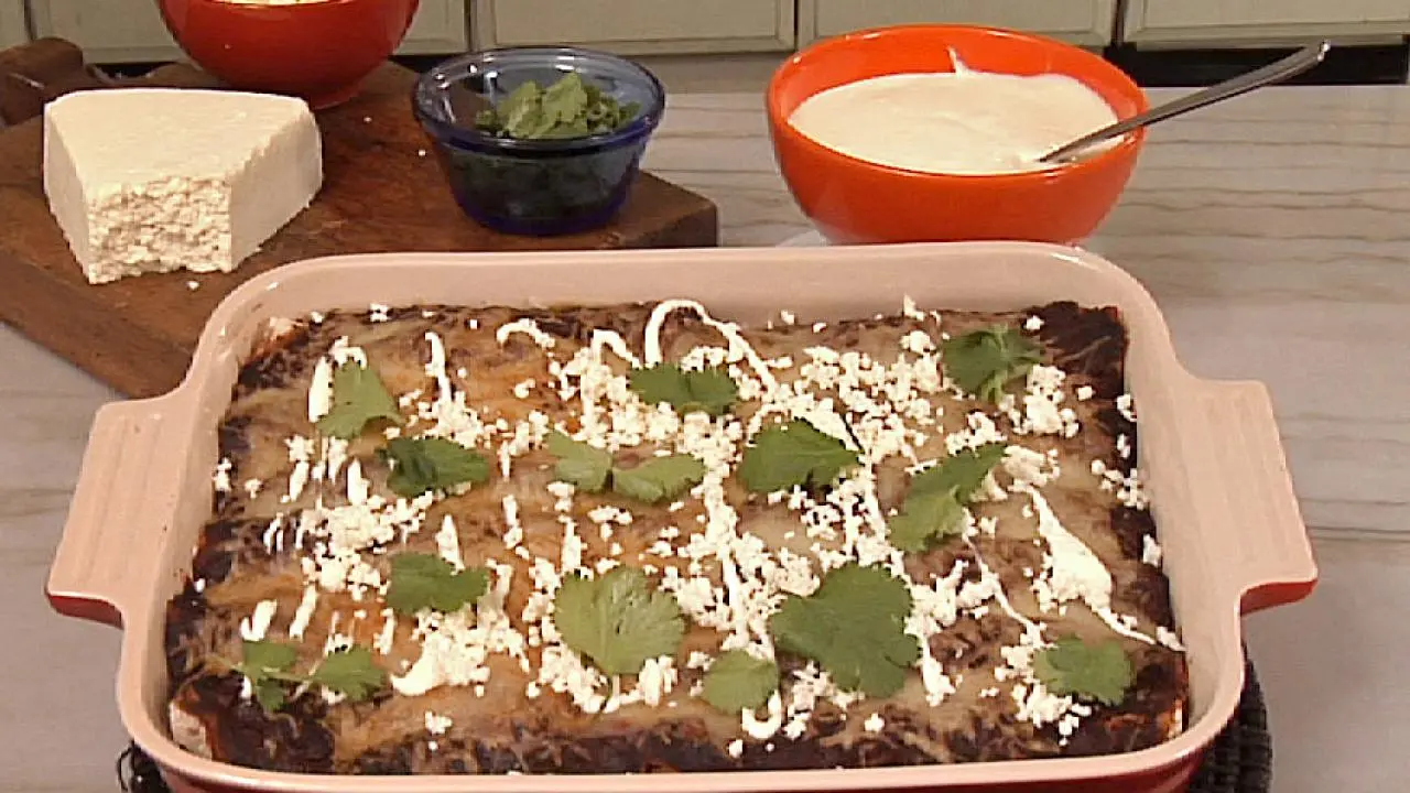 Easy Chili Enchiladas