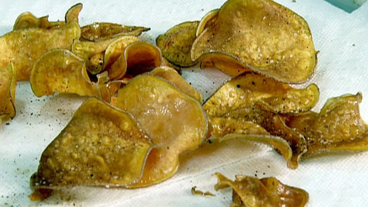 Spicy Sweet Potato Chips