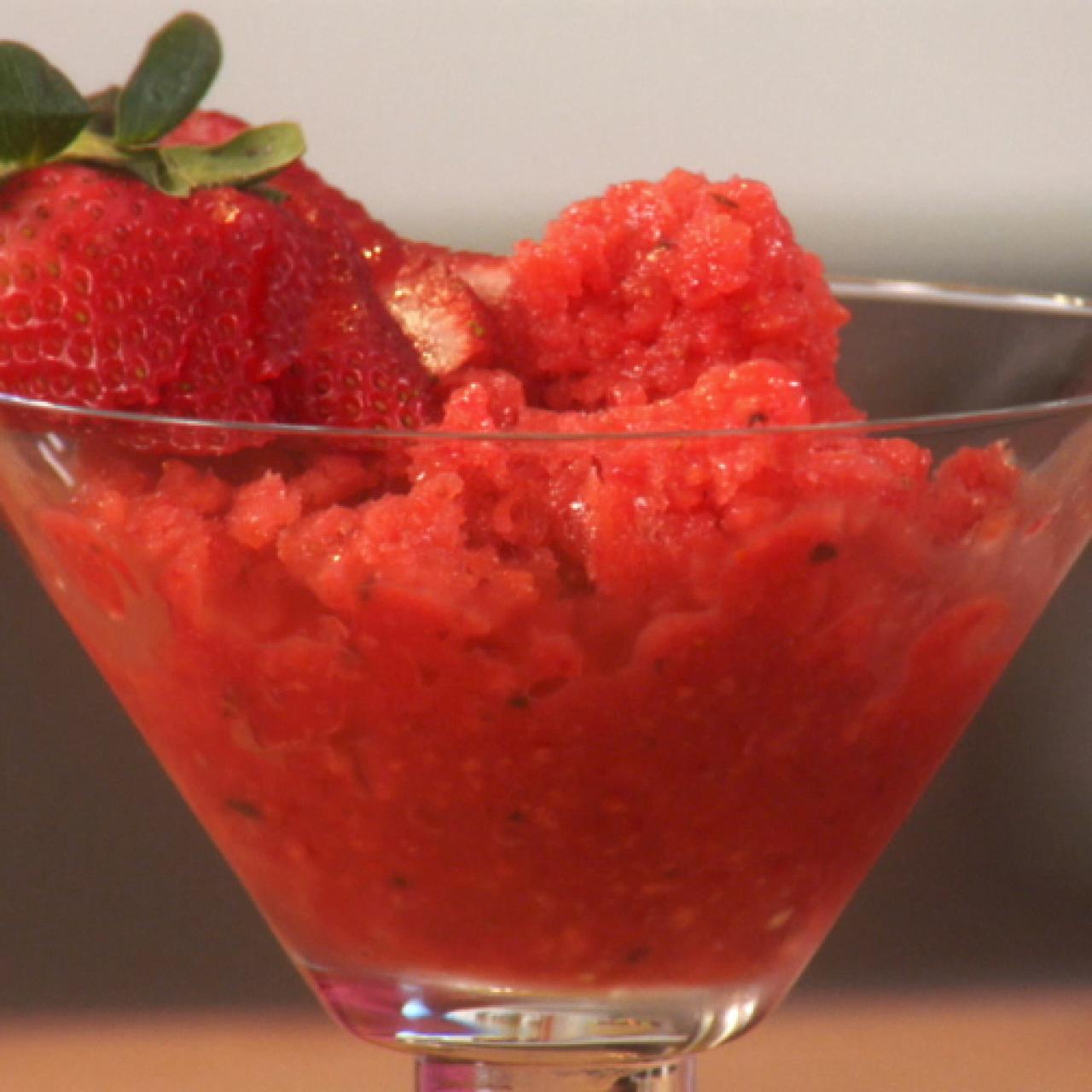 How to Make Raspados at Home