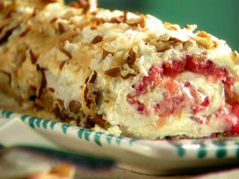 Yummy Coco-Nutty Pavlova Log