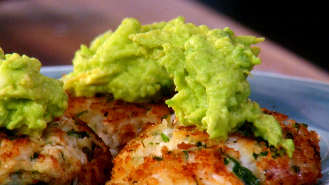 Spicy Crab Cakes and Guacamole