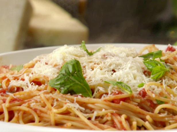 Buttery Tomato Spaghetti