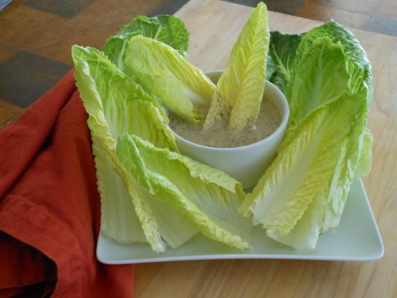 Caesar salad can be satiating