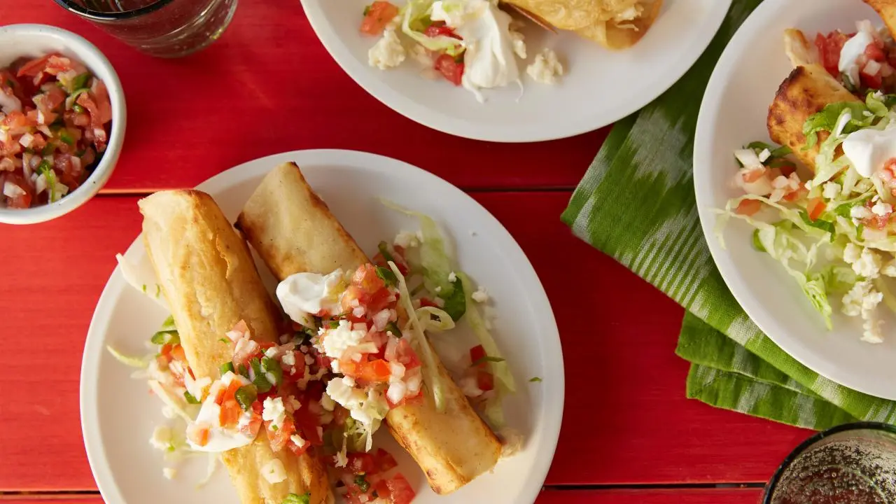 Crispy Chicken Mini-Tacos