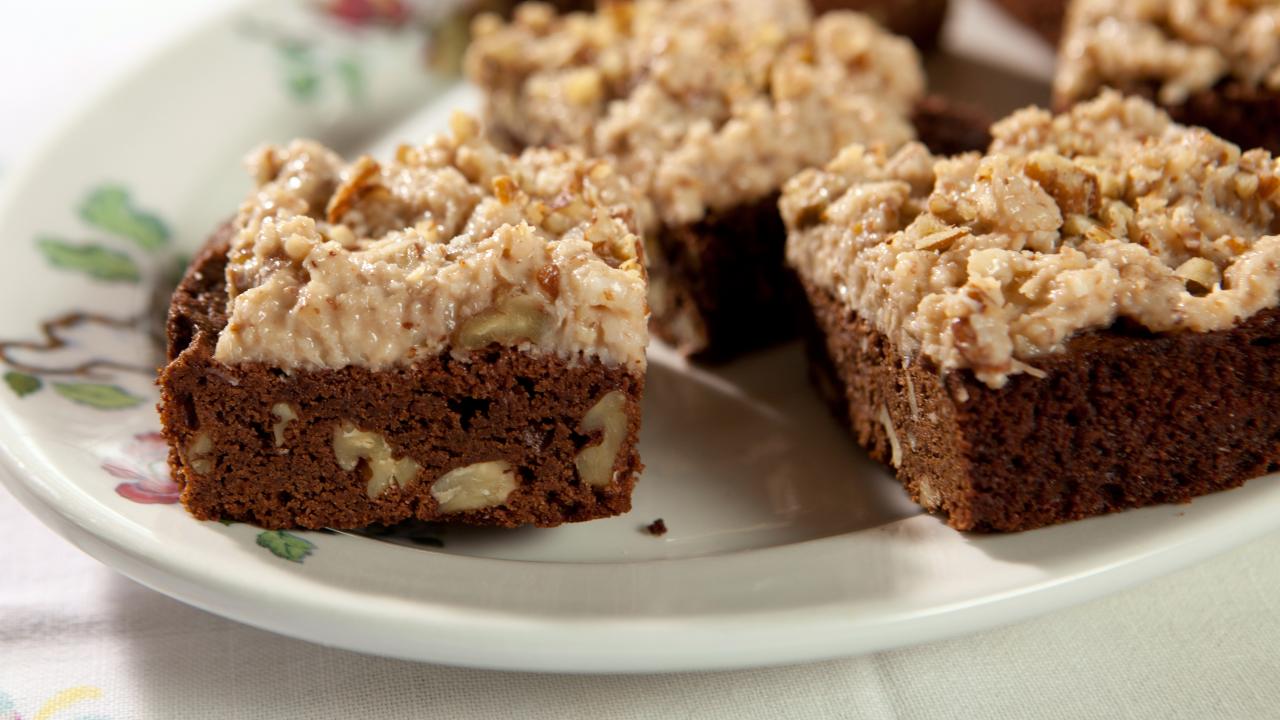 Brownies With Coconut Frosting