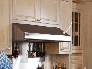 FNM_050112-Star-Kitchen-014-lamp-heater_s4x3