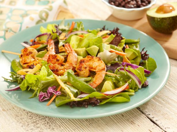 Grilled Shrimp, Snap Pea and Spring Mix Salad with Southwest Vinaigrette_image